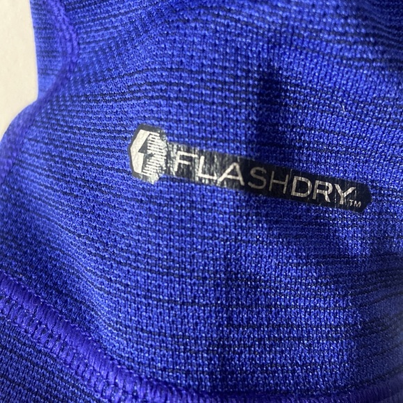 The North Face Women’s Long Sleeve winter warm - Picture 3 of 6